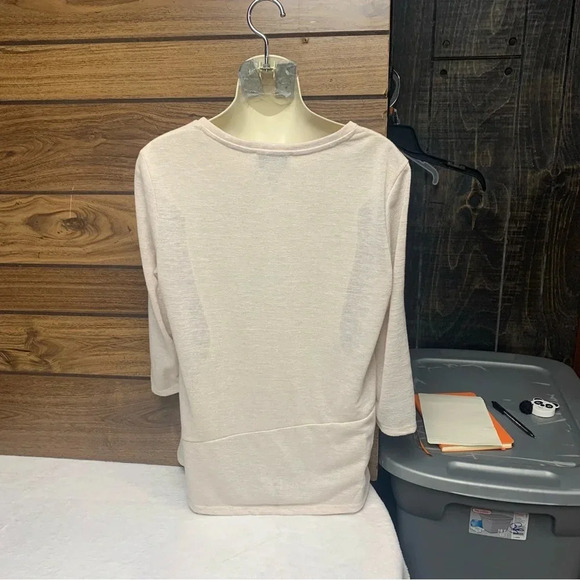 Peck & Peck light peach top size large cute front twist! - Picture 2 of 7